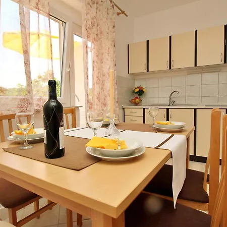 Nikolic 3* Silo (Krk)
