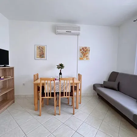 Guest house Nikolic 3*
