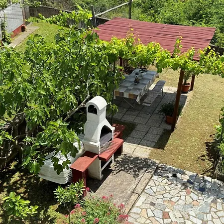 Guest house Nikolic Silo (Krk)